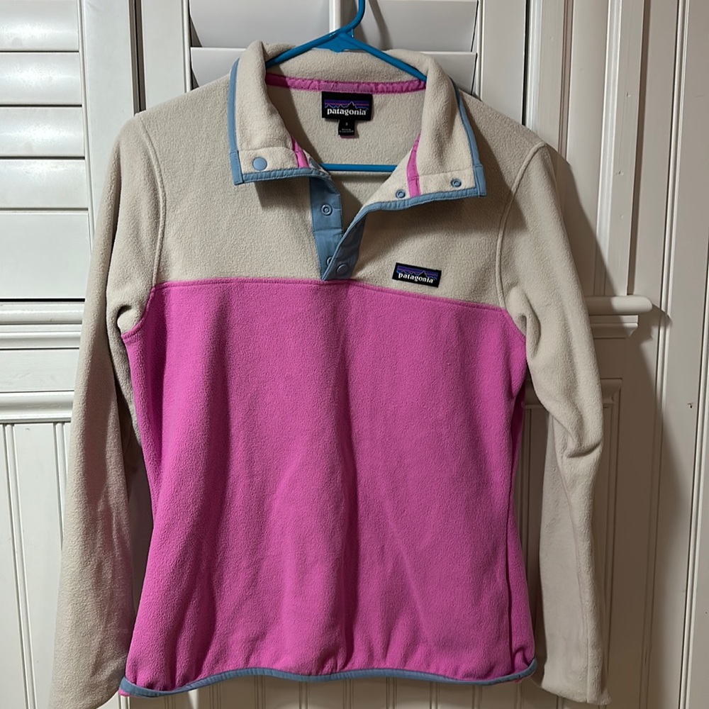 Patagonia fleece size small